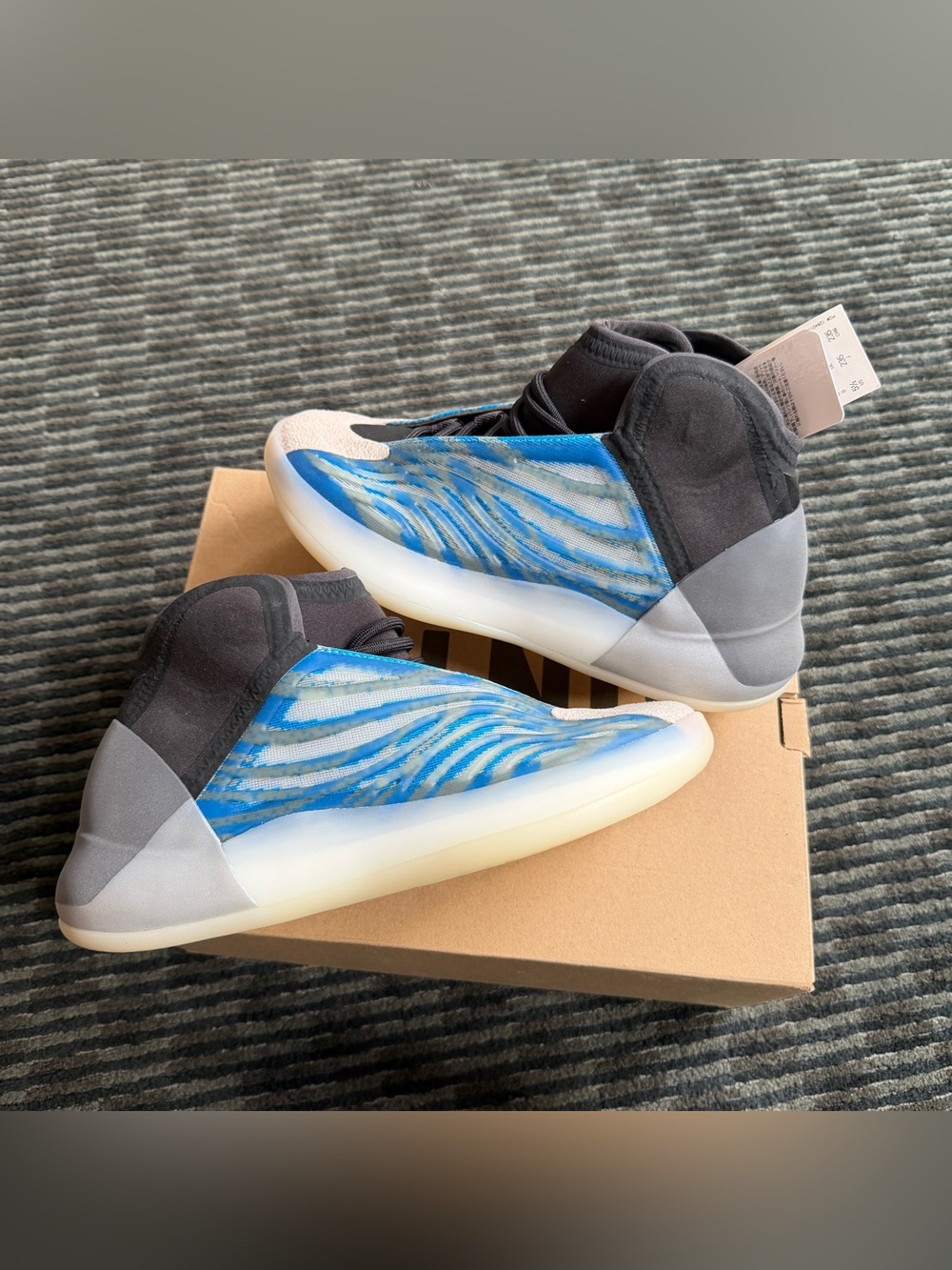 Adidas Yeezy QNTM Frozen Blue